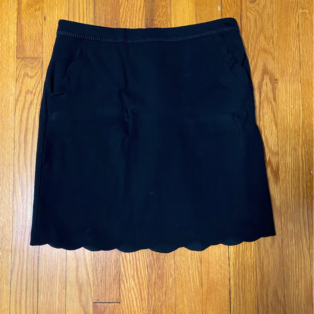 Black scalloped skirt